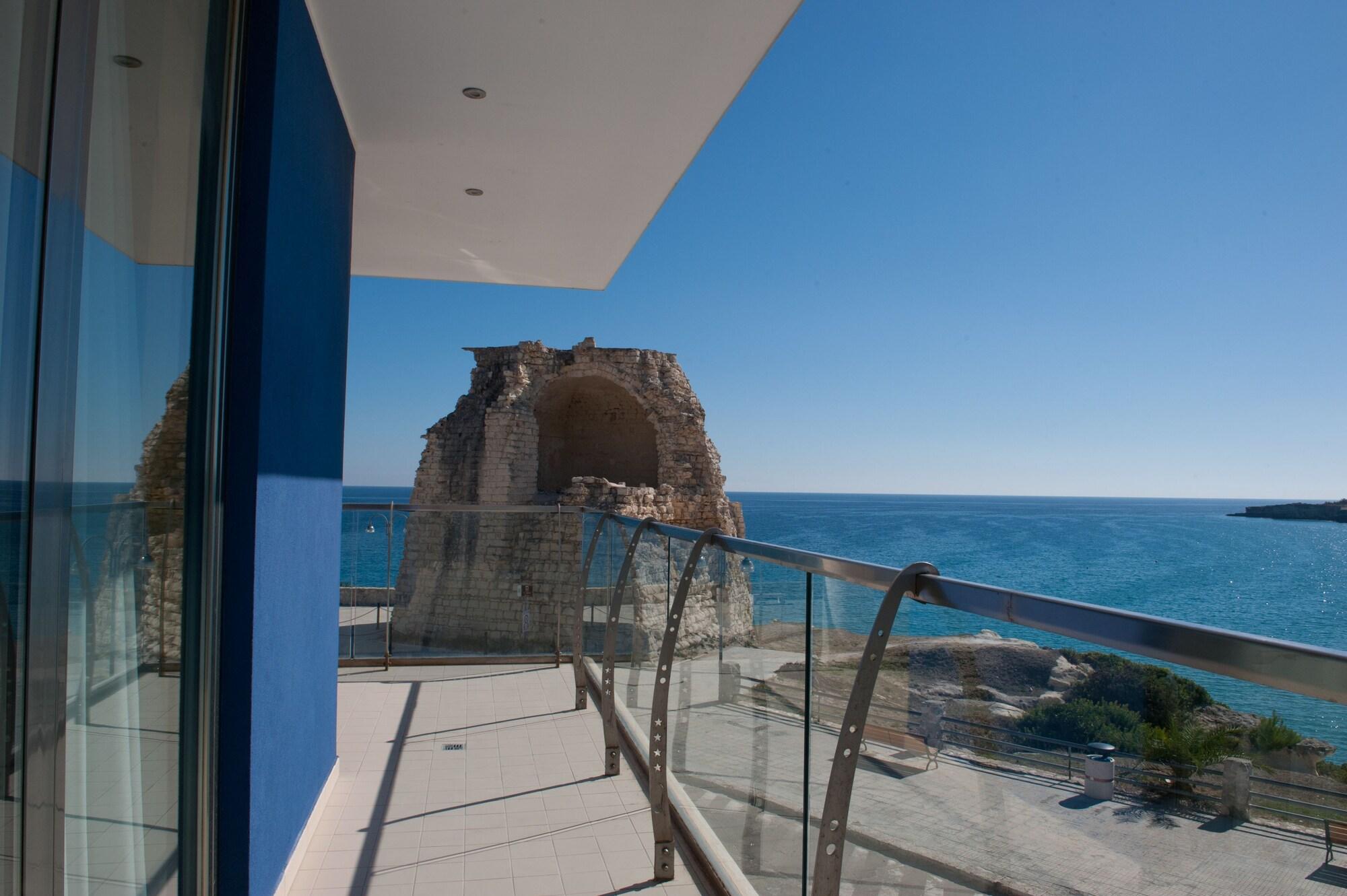 Hotel Belvedere Torre dell'Orso Luaran gambar