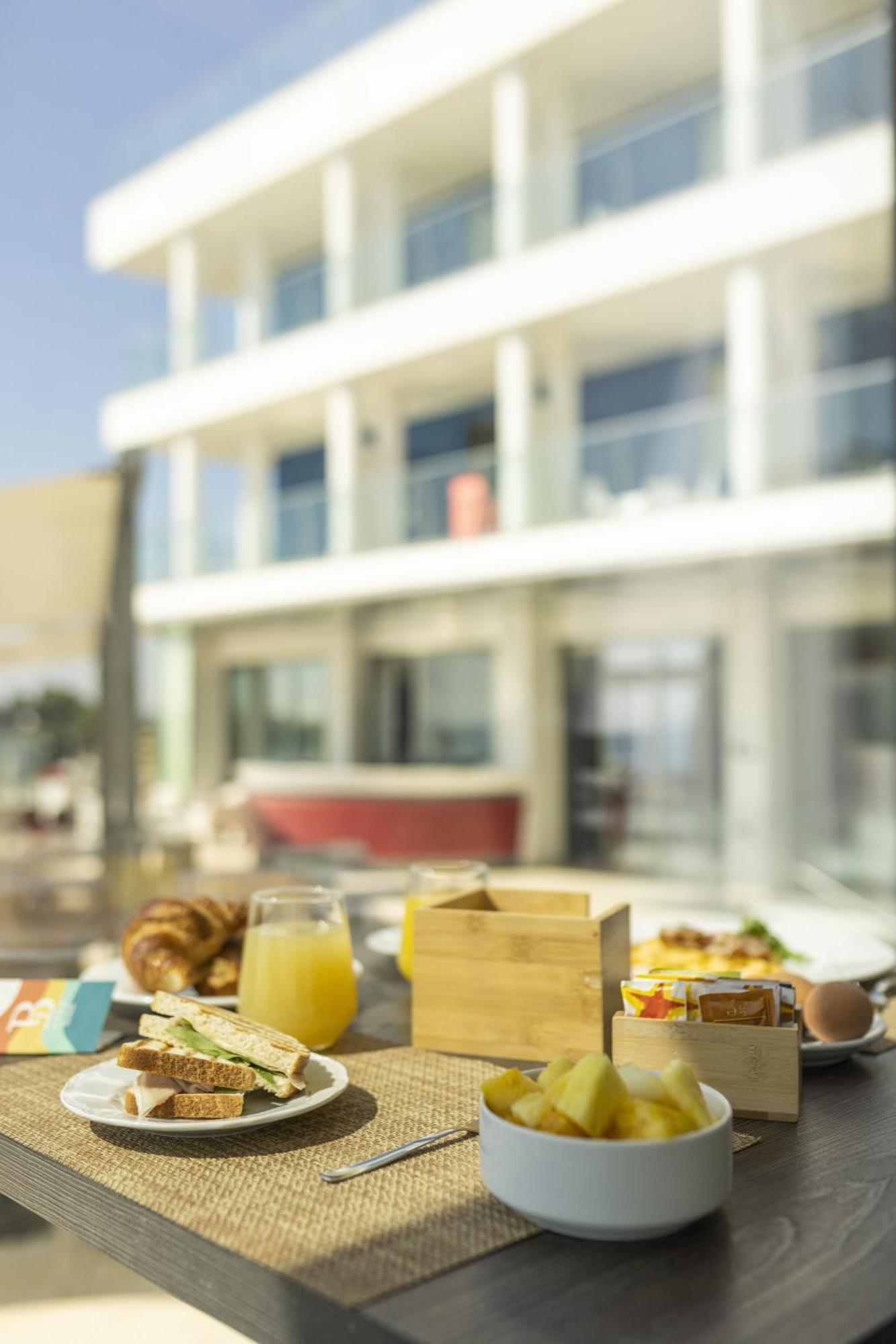 Hotel Belvedere Torre dell'Orso Luaran gambar