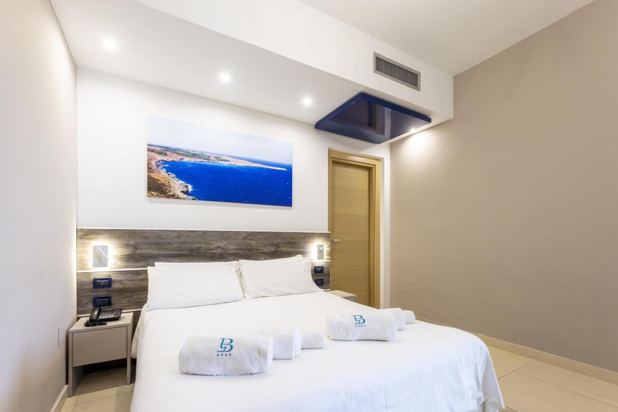 Hotel Belvedere Torre dell'Orso Luaran gambar