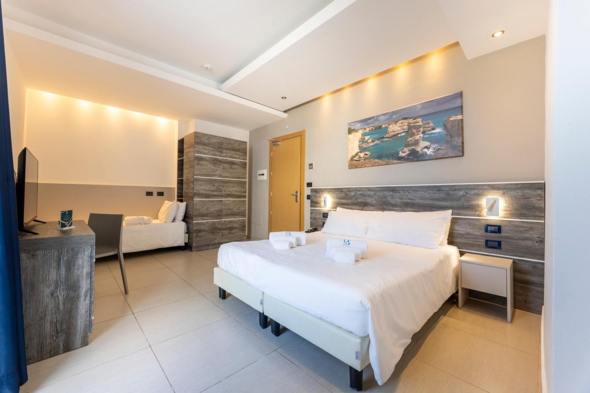 Hotel Belvedere Torre dell'Orso Luaran gambar