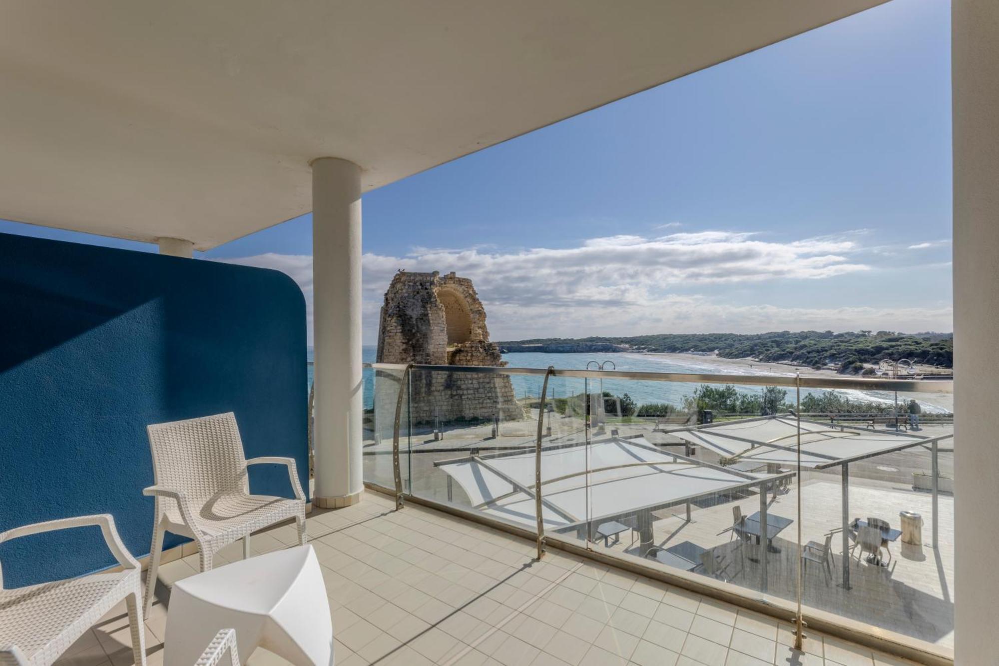 Hotel Belvedere Torre dell'Orso Luaran gambar