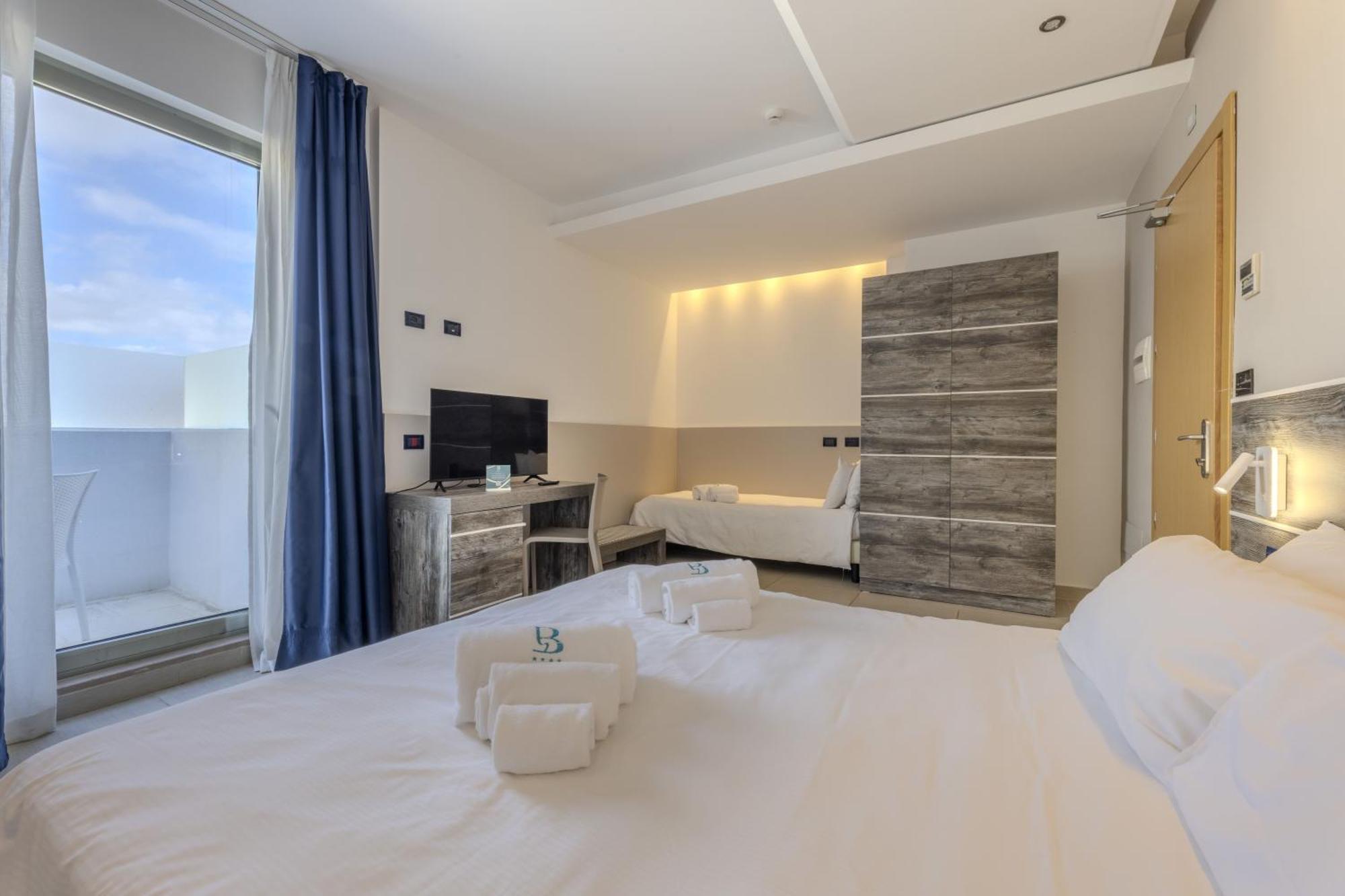 Hotel Belvedere Torre dell'Orso Luaran gambar