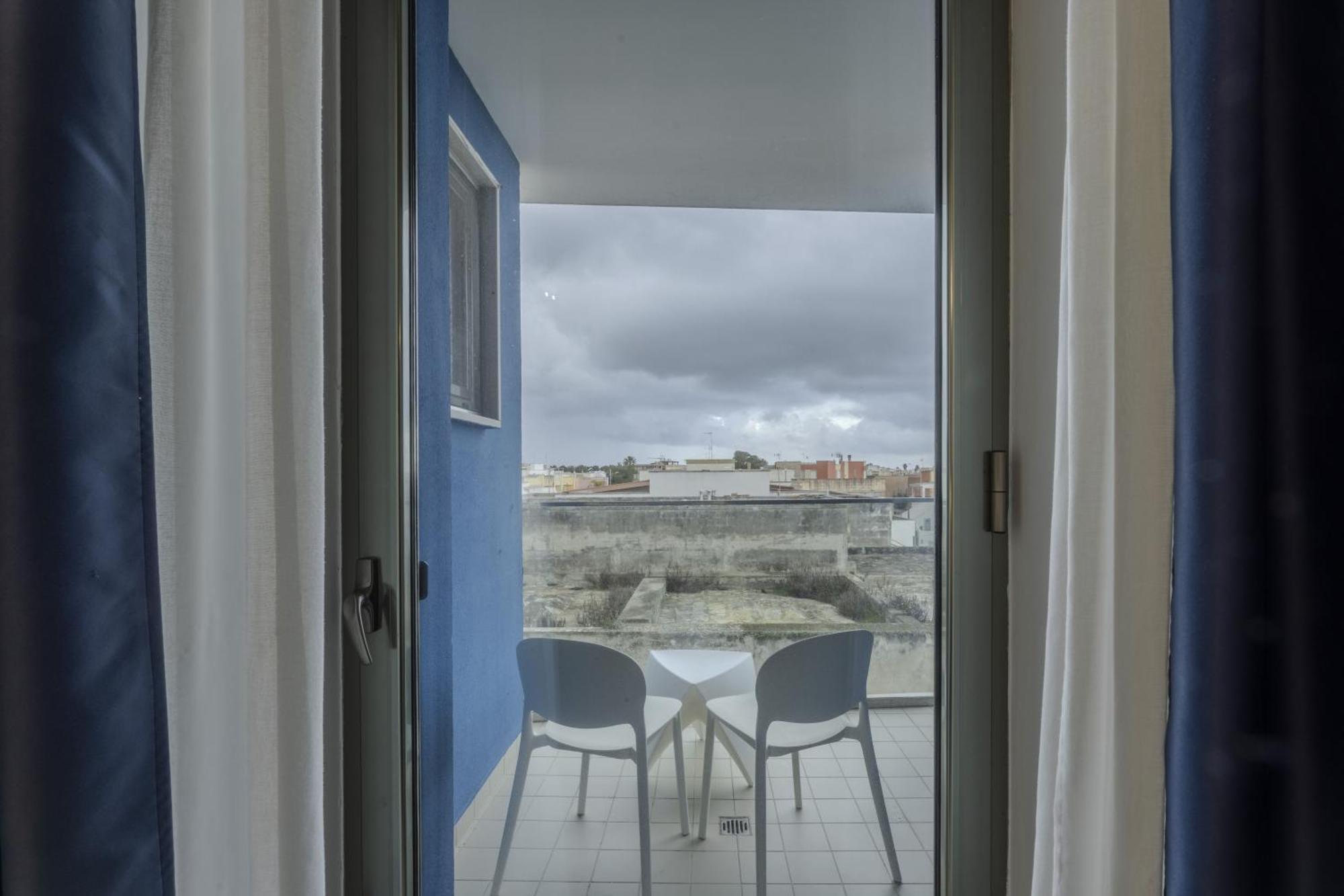 Hotel Belvedere Torre dell'Orso Luaran gambar