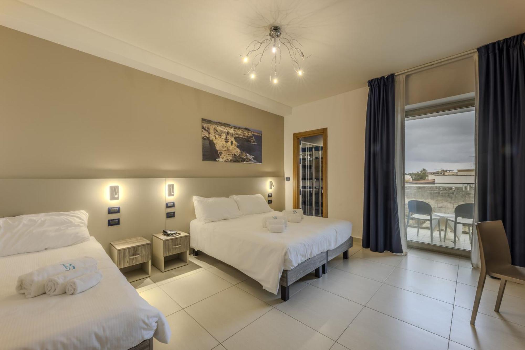 Hotel Belvedere Torre dell'Orso Bilik gambar